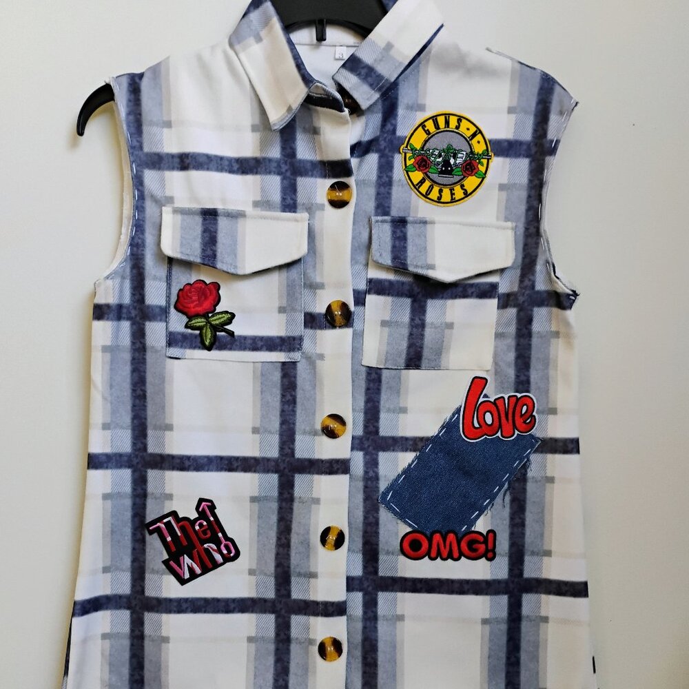 Ladies small/medium sleeveless flannel button down